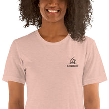Charger l&#39;image dans la galerie, Old Fashioned Short-Sleeve Unisex T-Shirt
